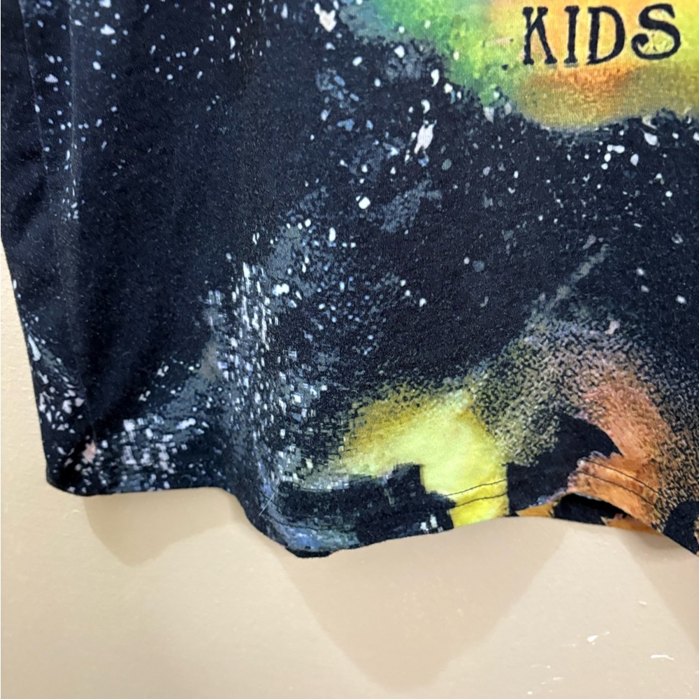 Source Unknown Kids Black and Multicolor T-Shirt XL Sanderson sisters graphictee - Picture 2 of 9